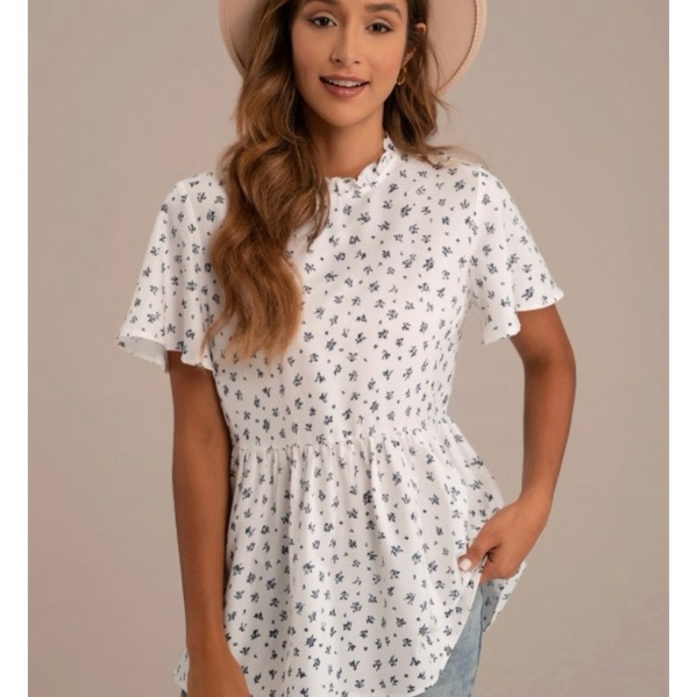 Petallush White Floral Mock Neck Peplum Blouse